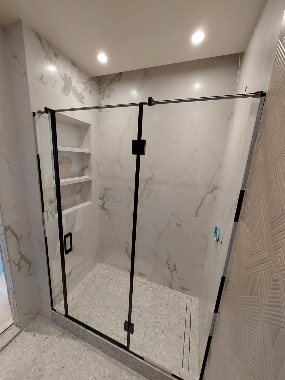 Распашная перегородка, RSH-02